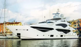 Iate Sunseeker 131 Yacht